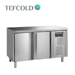   Tefcold hűtött munkaasztal, felhajtás nélkül, 2 ajtós, GN1/1, 1360x700x880 mm