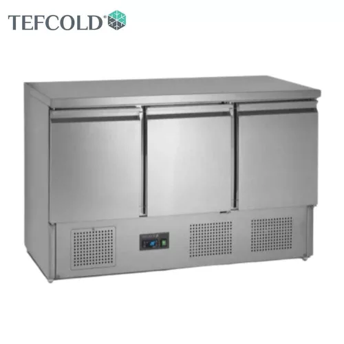 Tefcold hűtött munkaasztal, 3 ajtós, GN/1 polc, alsó aggregáttal