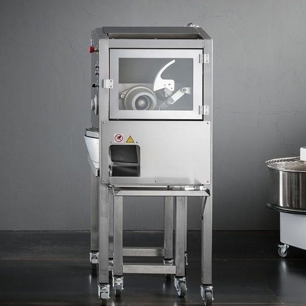 Friulco M50 automata tésztaosztó és gömbölyítő