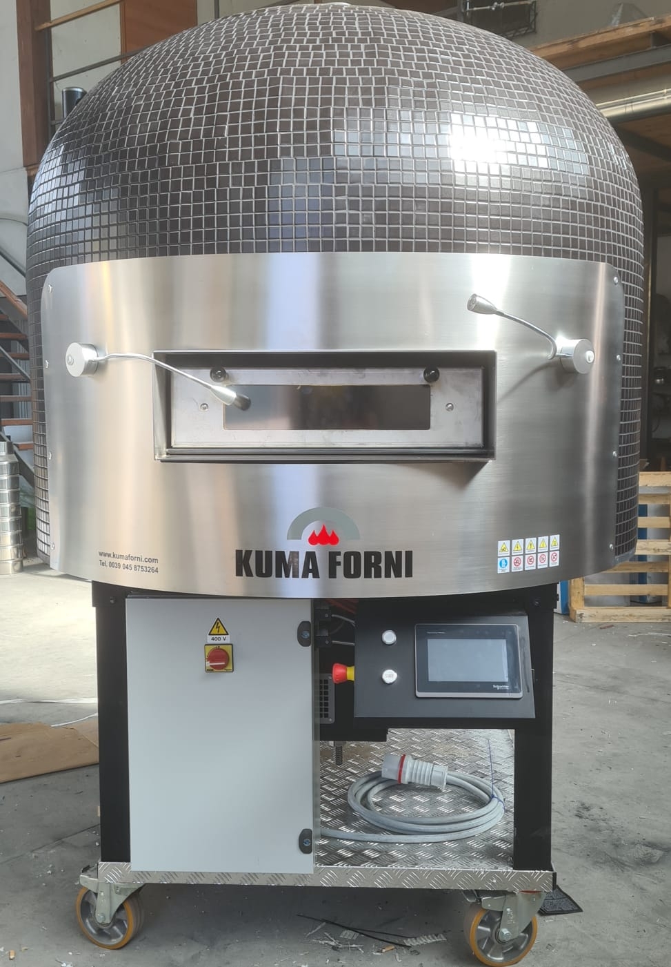 Kuma Forni prémium fekete mozaikkupolás pizzakemence